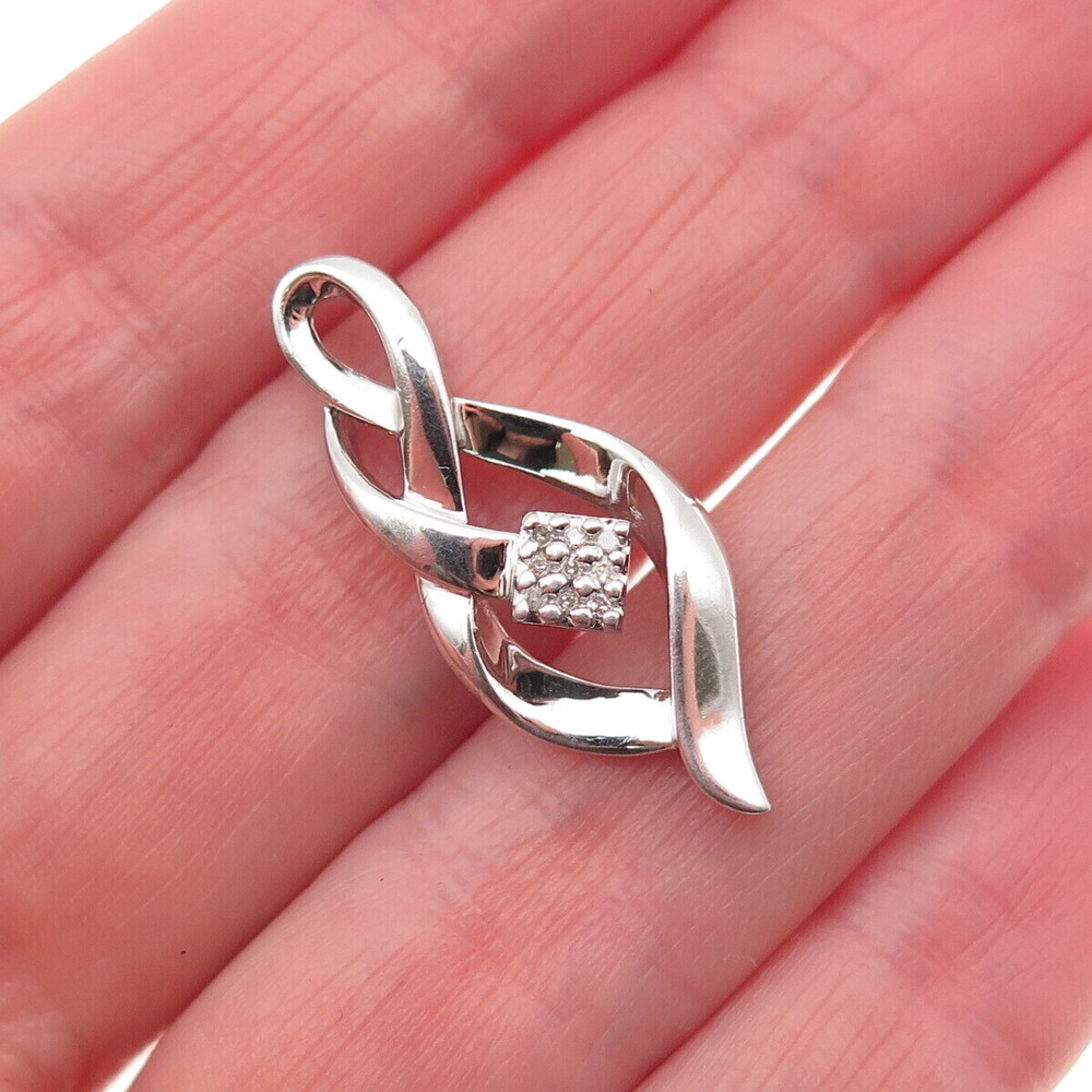 SUN 925 Sterling Silver Real Round-Cut Diamond Twisted Charm Pendant